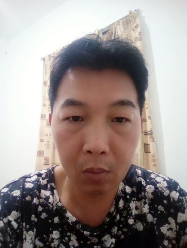 繁华哀伤的第一张照片--长泰征婚网