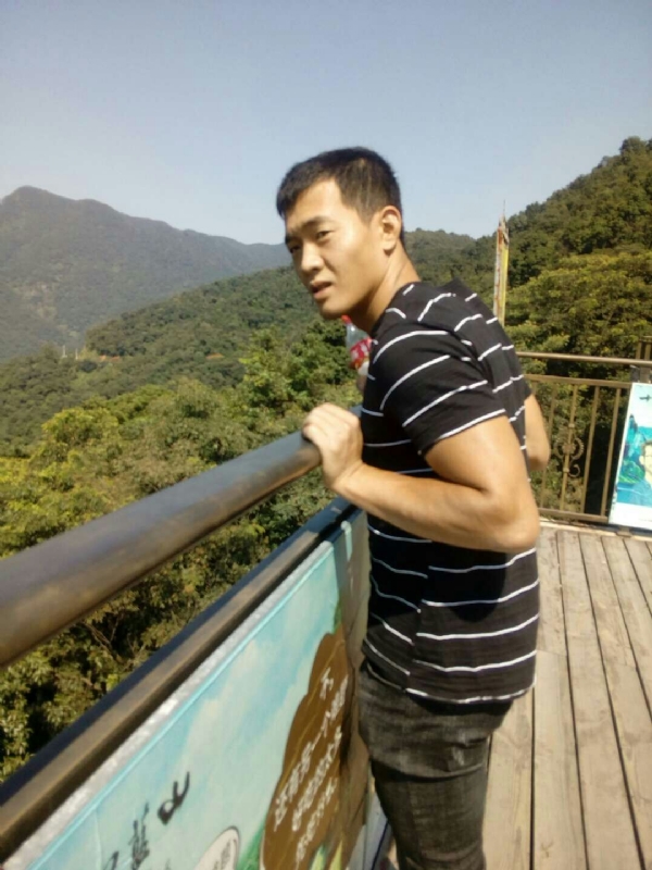 小卢的第一张照片--长泰征婚网