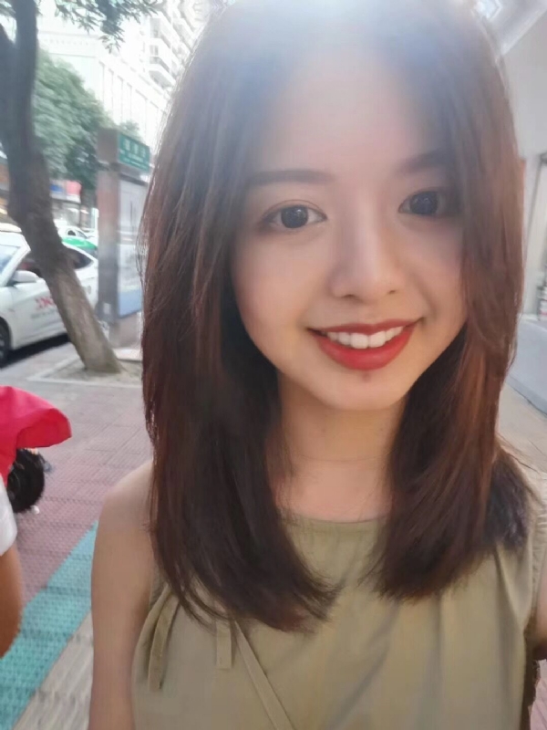 无处安放的大长腿的第一张照片--长泰征婚网