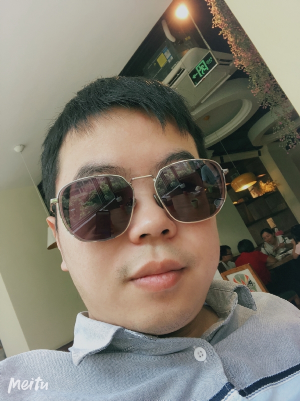 月台等路人的第一张照片--长泰征婚网