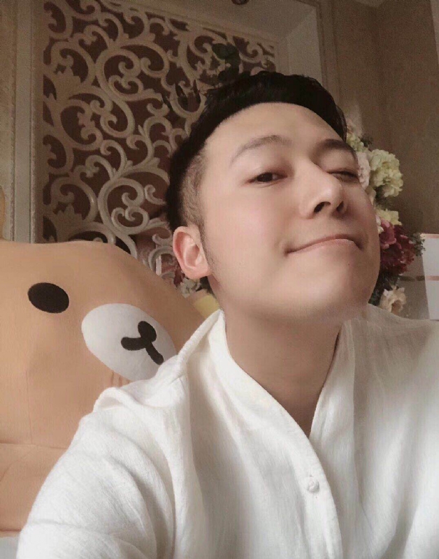 沉稳的第三张照片--长泰征婚网