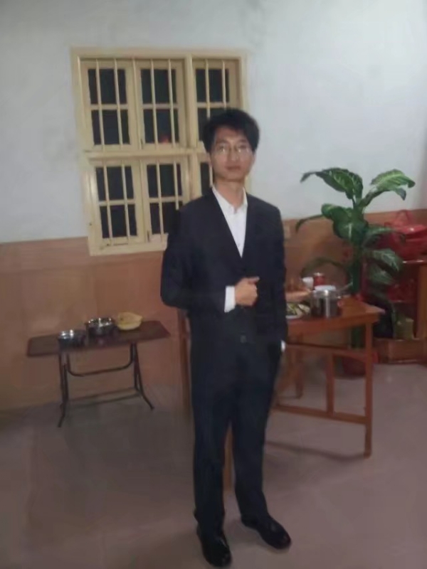 潇湘剑雨的第一张照片--长泰征婚网