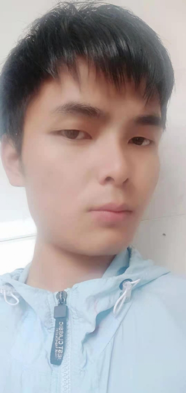 安静的男生的第一张照片--长泰征婚网