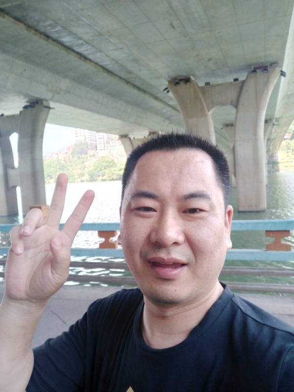 上人的第一张照片--长泰征婚网