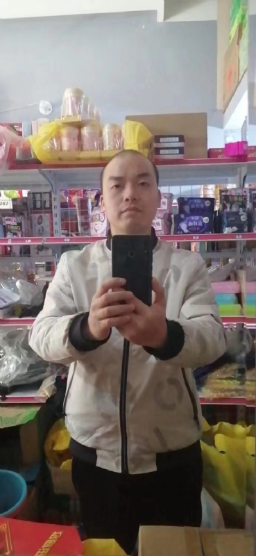 便利店的第一张照片--长泰征婚网