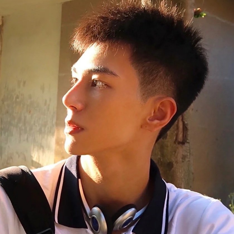 努力是一种态度的第二张照片--长泰征婚网