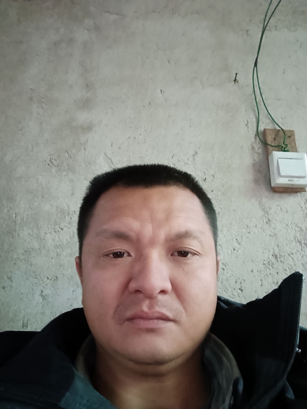 兰成龙的第三张照片--长泰征婚网