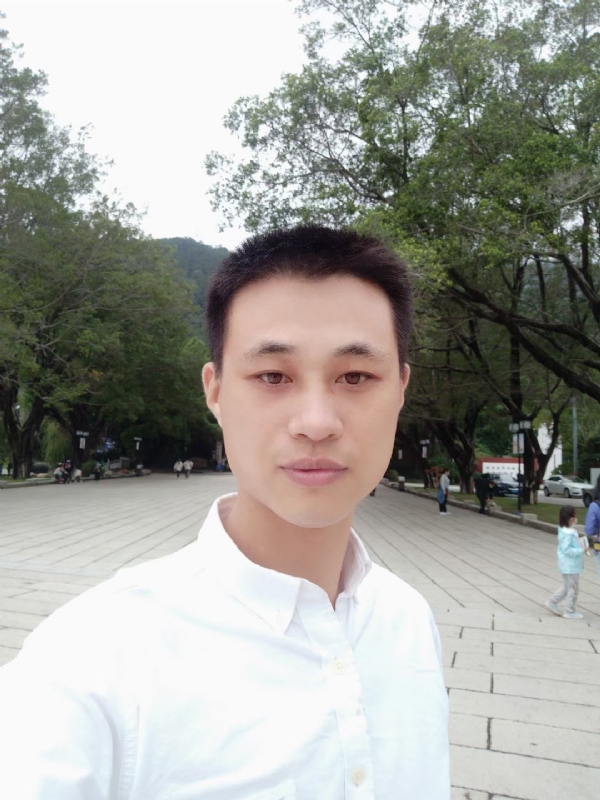 xu的第一张照片--长泰征婚网