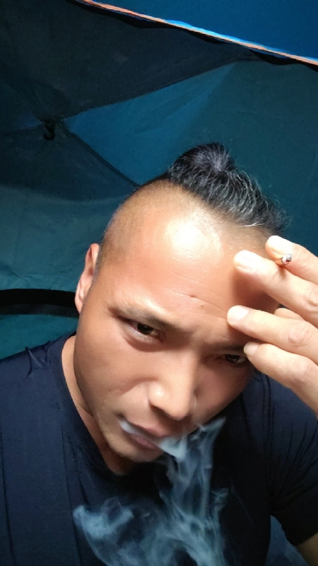 伯爵的第四张照片--长泰征婚网