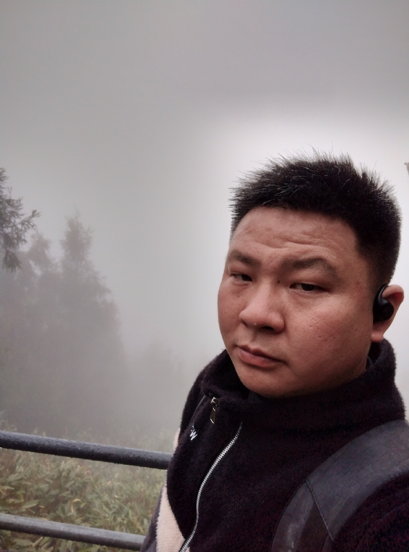 何何何的第一张照片--长泰征婚网