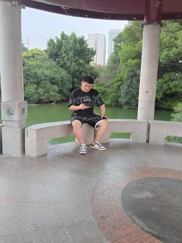 不善挽留的第二张照片--长泰征婚网