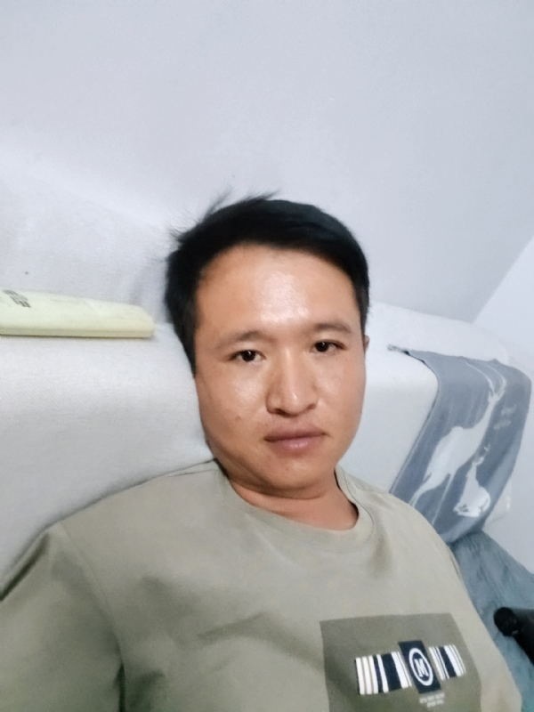 陌生人的第三张照片--长泰征婚网