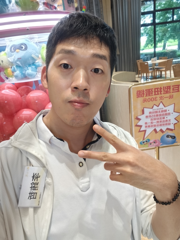 銪哲的第一张照片--长泰征婚网