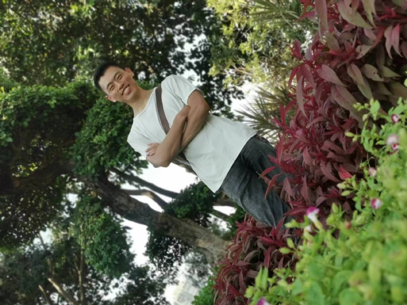 孤狼的第一张照片--长泰征婚网