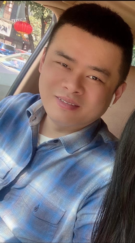 薛诚玖的第四张照片--长泰征婚网